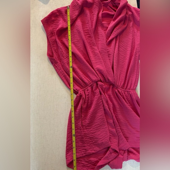 Flawless Pink Romper size x-small - Picture 6 of 9